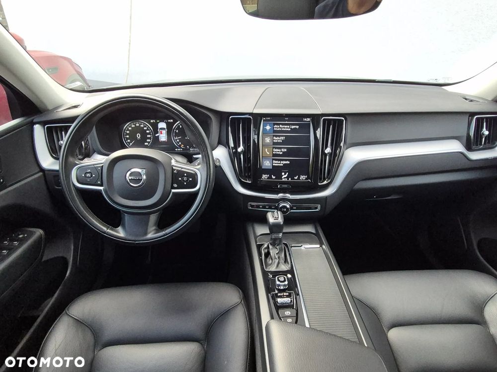Volvo XC 60 T5 AWD Momentum - 22