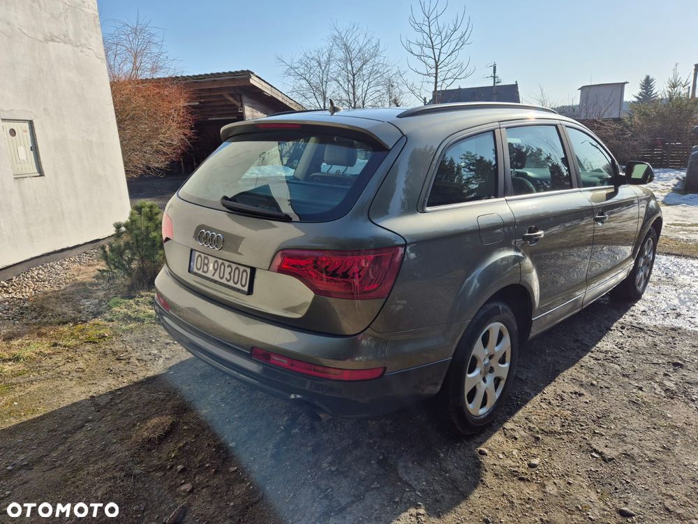 Audi Q7 - 7