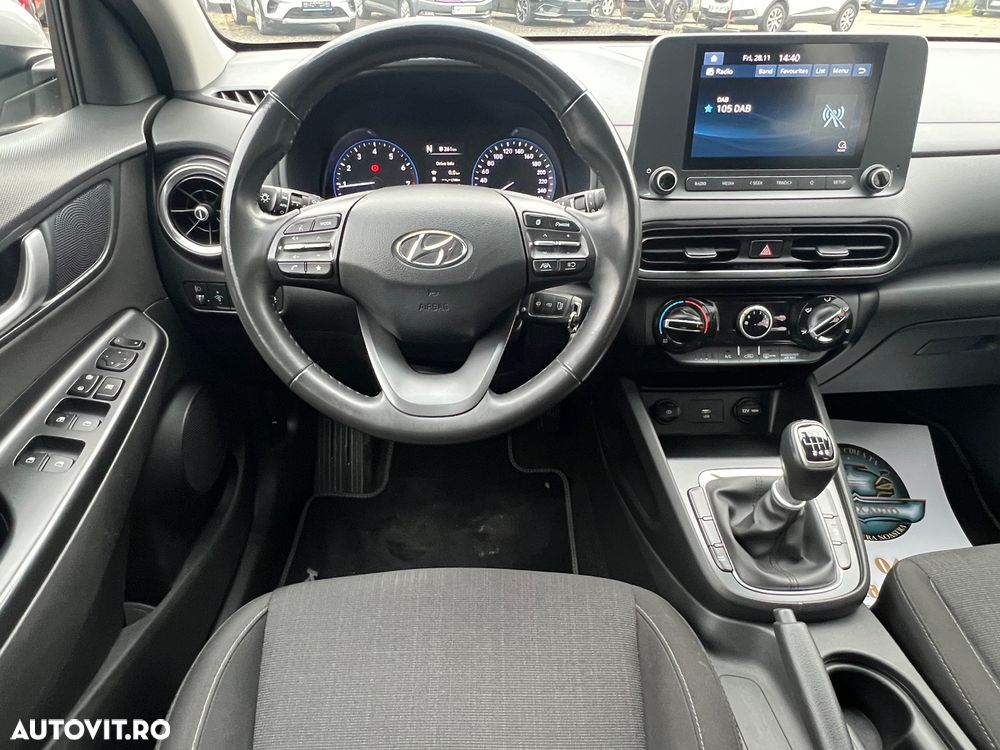 Hyundai KONA - 5