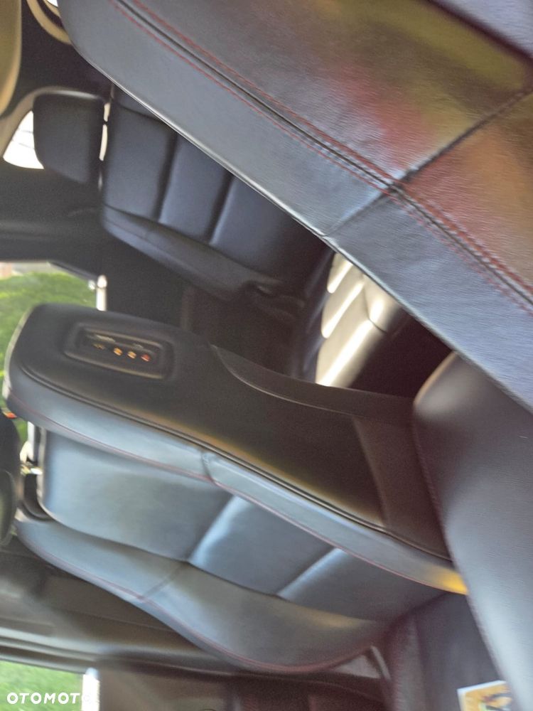Dodge Durango - 10