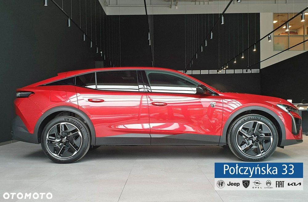 Peugeot 408 - 32