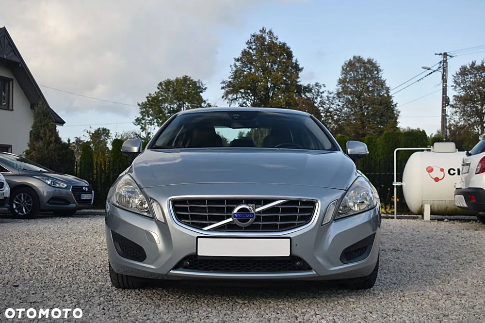 Volvo S60 D3 Geartronic Momentum - 3