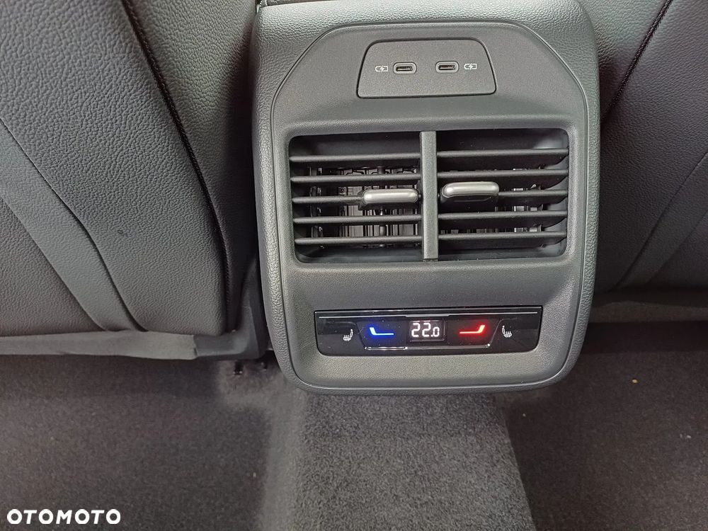 Skoda Superb 2.0 TDI SCR 4x4 L&K DSG - 25