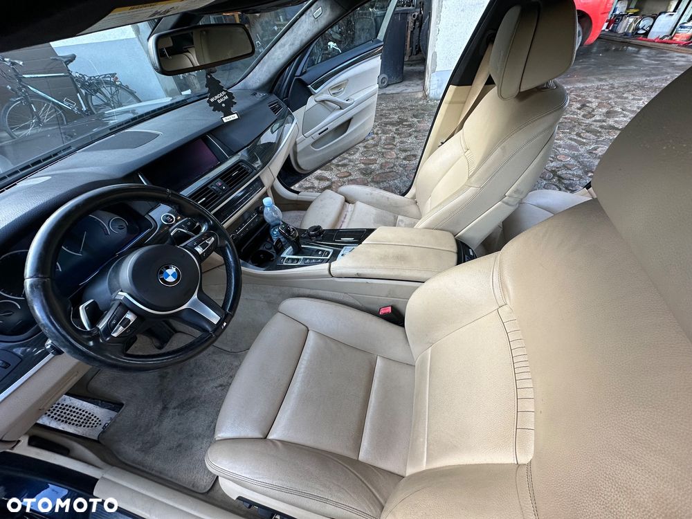 BMW Seria 5 528i xDrive Sport-Aut Luxury Line - 10
