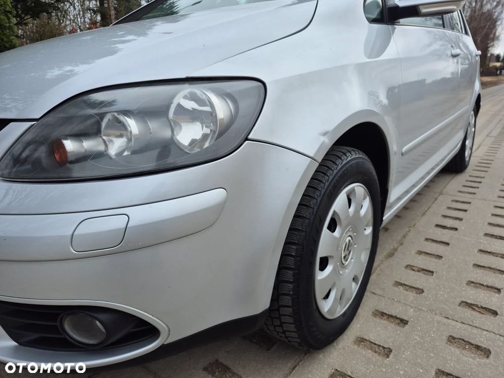 Volkswagen Golf Plus - 11