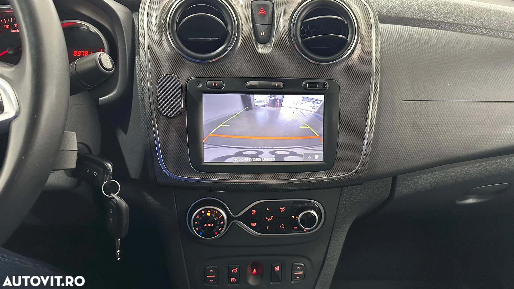 Dacia Logan Stepway TCe 100 GPL - 4