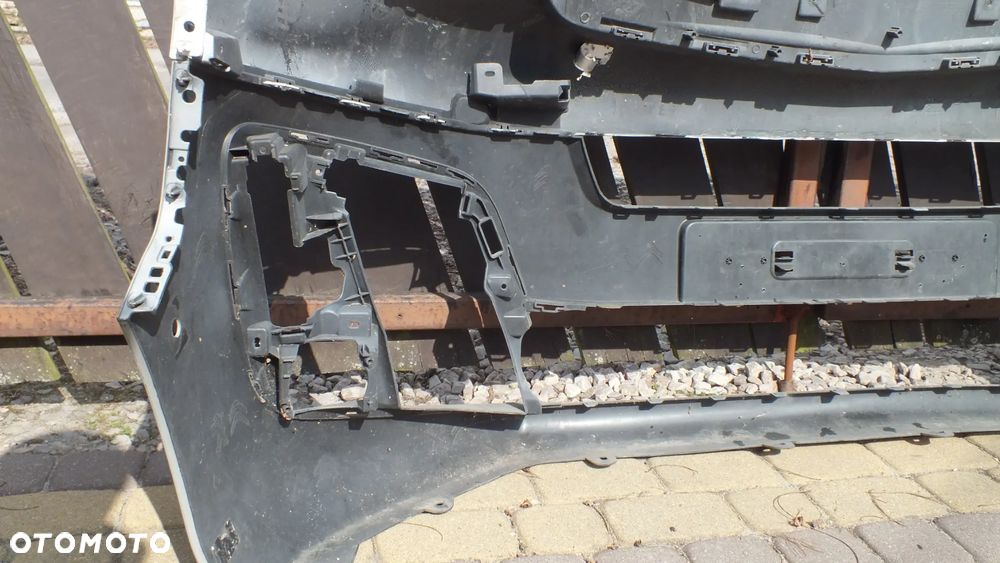 Zderzak przedni Opel Vivaro IV Lift 9833129877 - 6