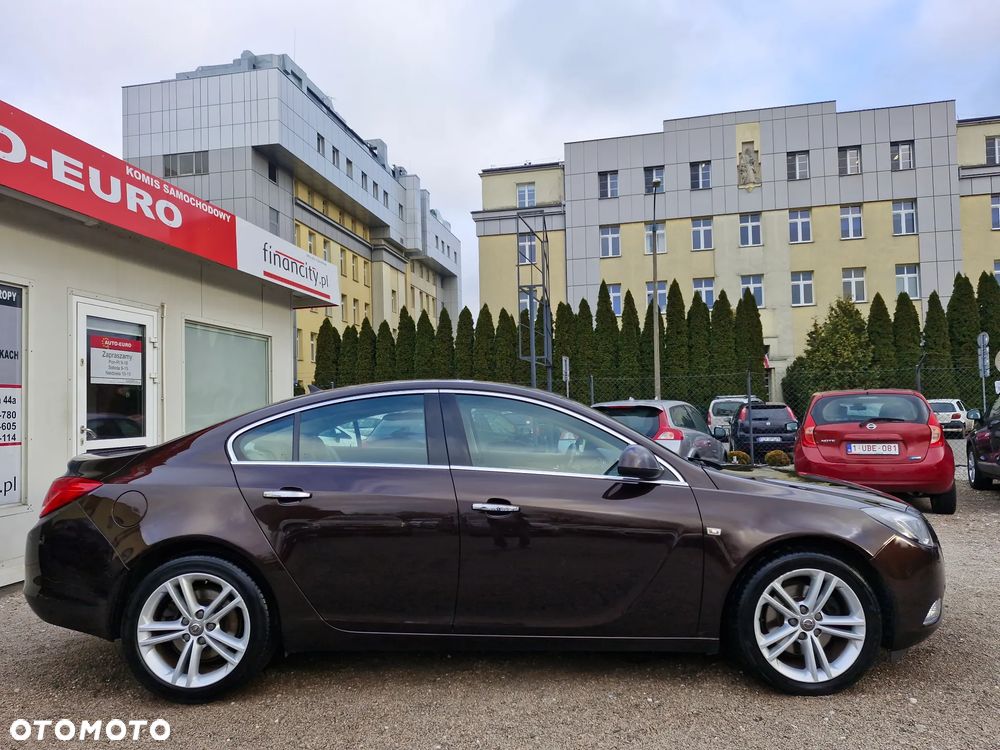 Opel Insignia 2.0 Turbo 4x4 Cosmo - 6
