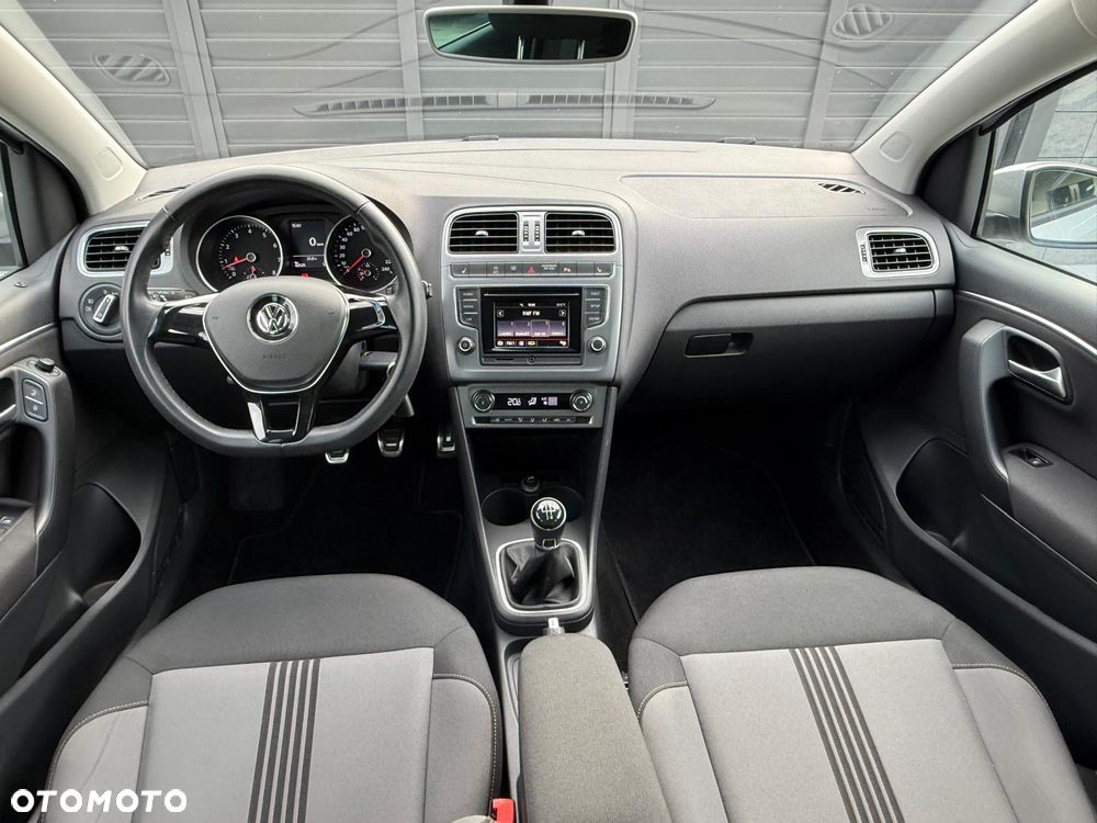 Volkswagen Polo 1.2 TSI Blue Motion Technology Allstar - 25