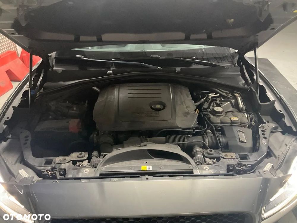 Jaguar F-Pace 2.0 i4D AWD R-Sport - 19