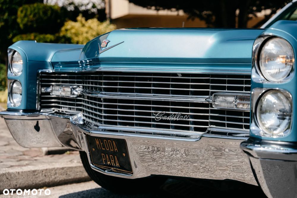 Cadillac Deville - 8