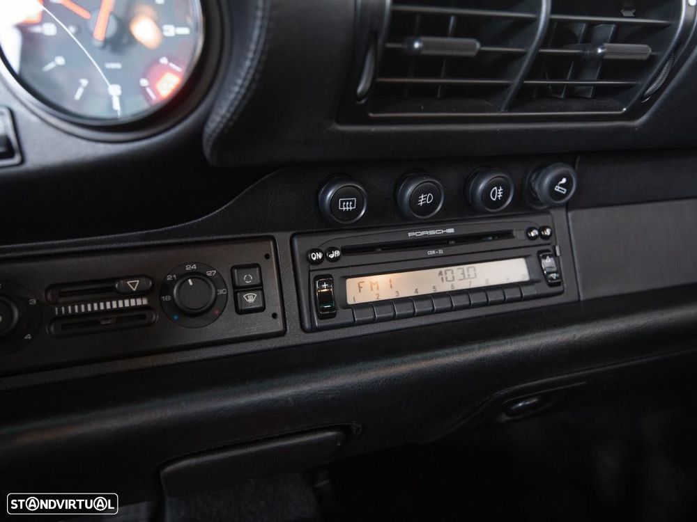 Porsche 911 (993) Coupé 3.6 Turbo - 13