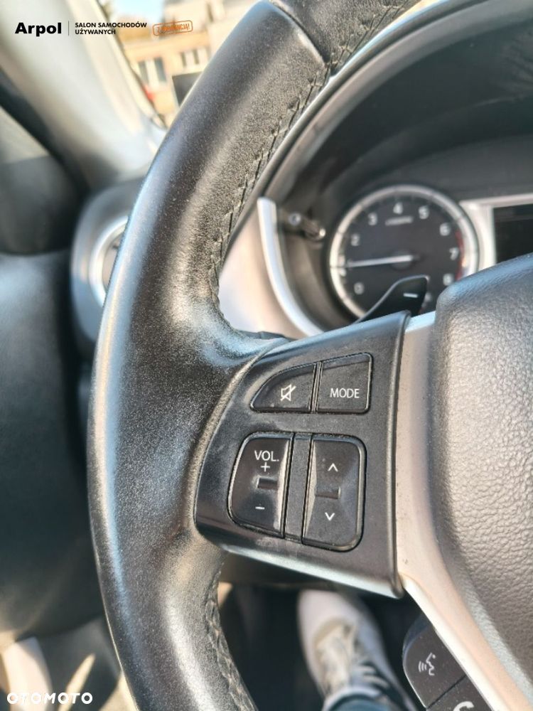 Suzuki Vitara - 13