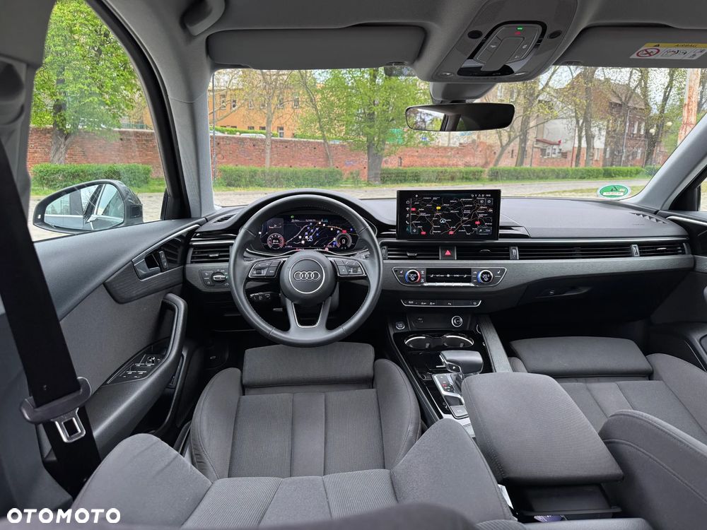 Audi A4 Avant 35 TFSI Sport S tronic - 14