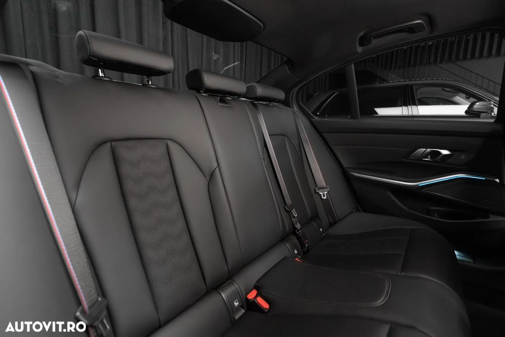 BMW M3 Competition M xDrive - 35