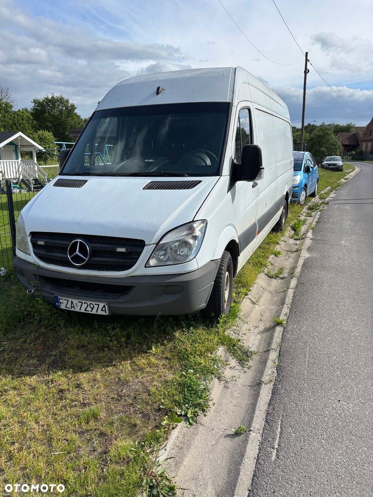 Mercedes-Benz Sprinter - 1