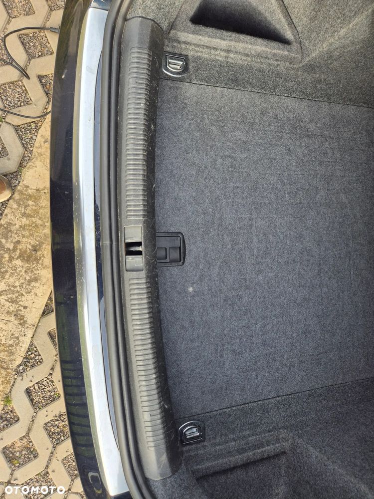 Audi A4 Limousine - 7