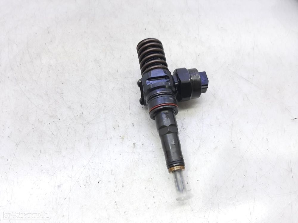 INJETOR VOLKSWAGEN PASSAT 2002 -0414720007 - 4