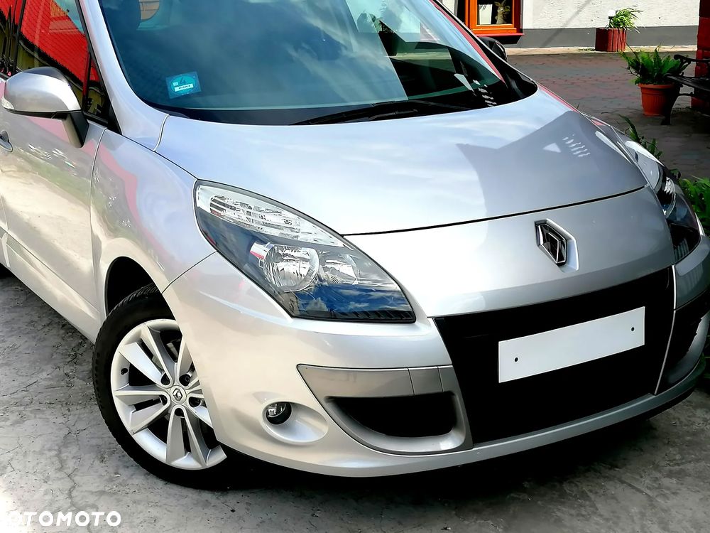 Renault Scenic TCe 130 Bose Edition - 13
