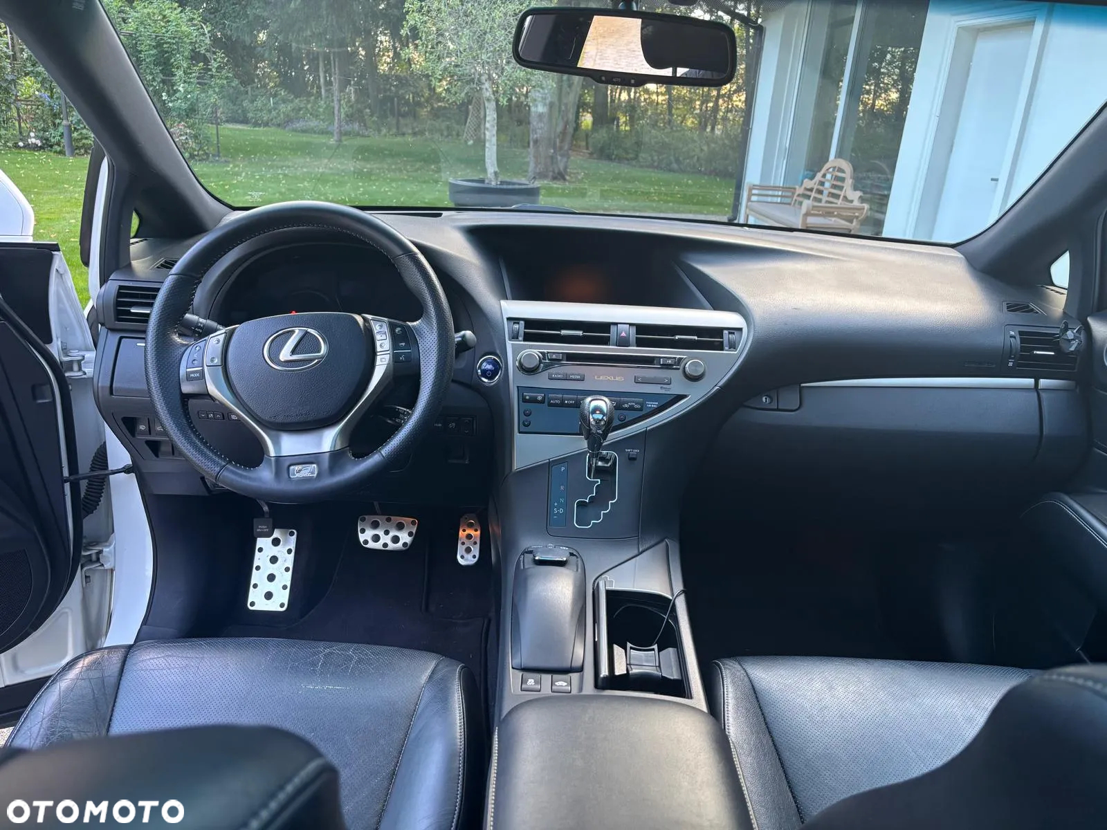 Lexus RX - 10