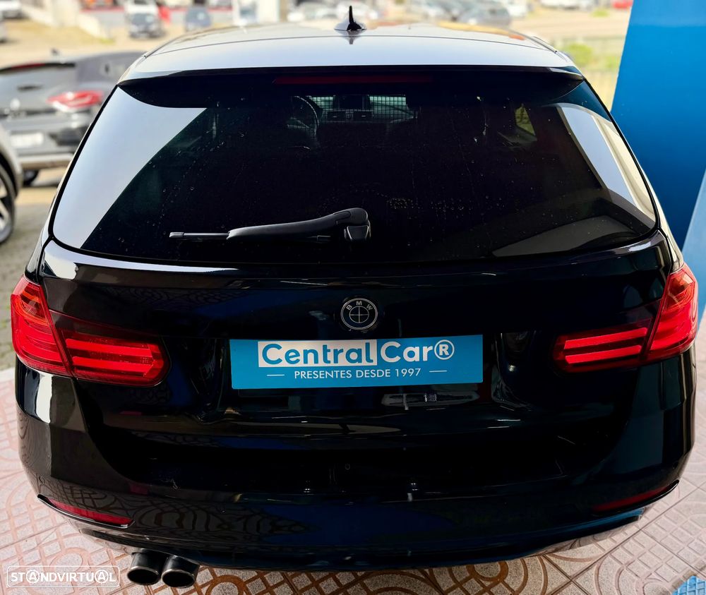 BMW 318 d Line Sport - 10