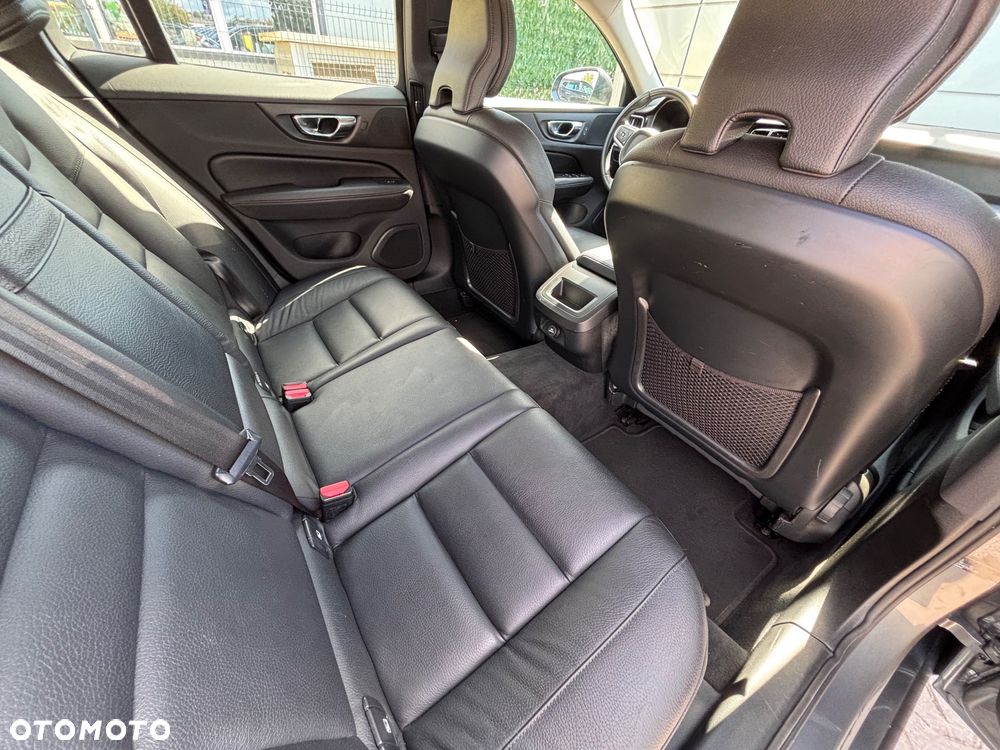 Volvo V60 - 32