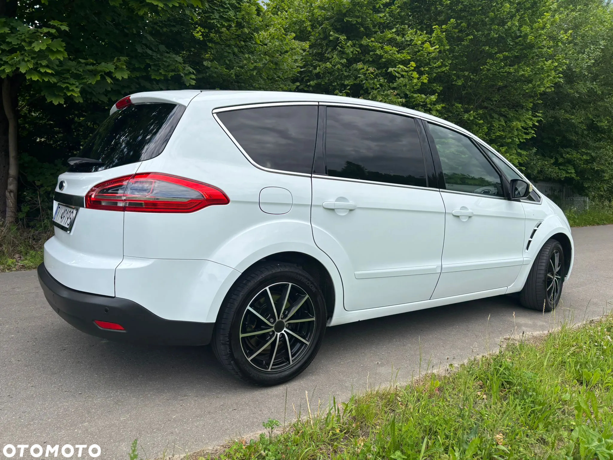 Ford S-Max 2.0 TDCi DPF Titanium - 3