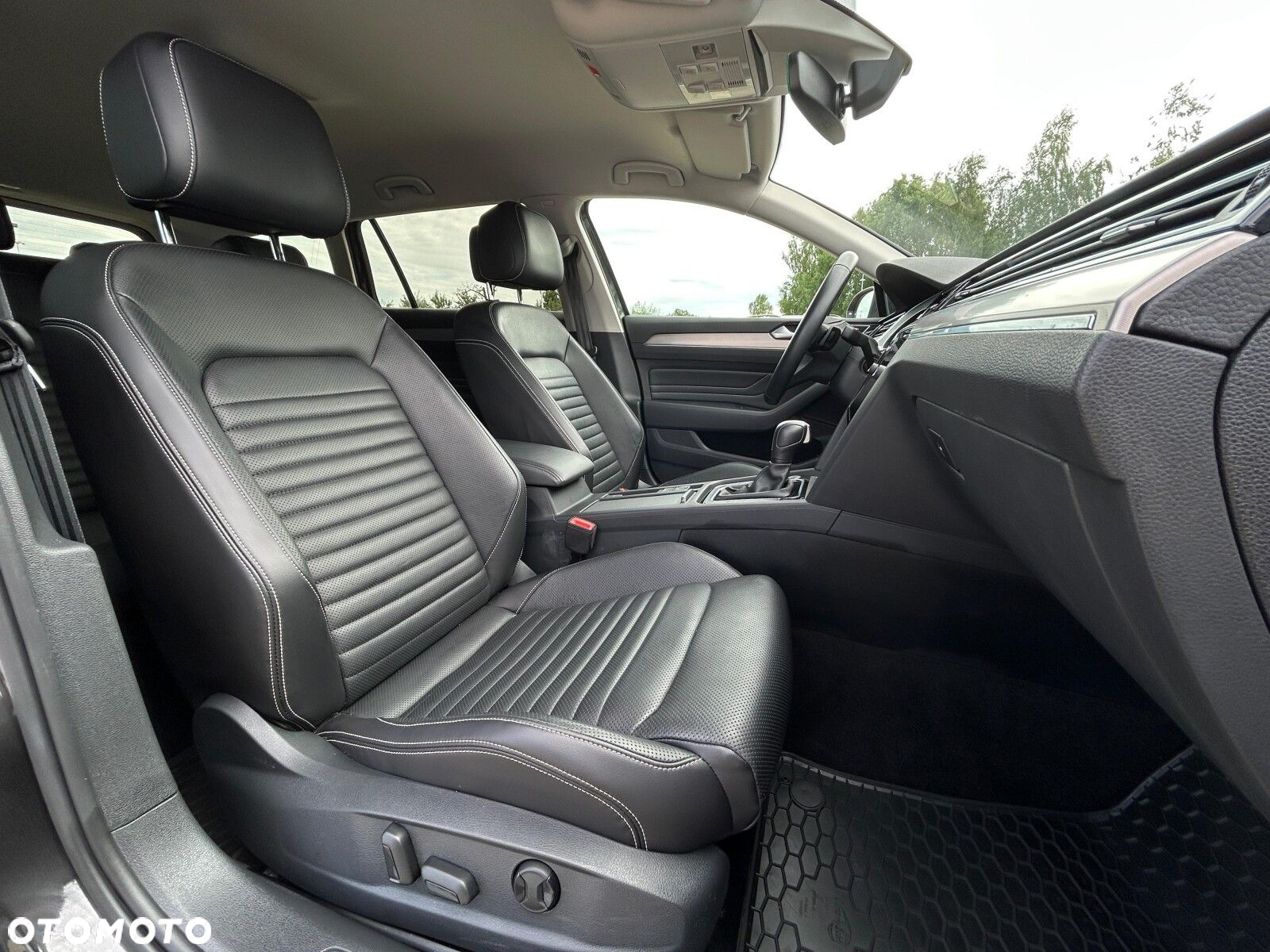Volkswagen Passat 2.0 TDI EVO Elegance DSG - 18