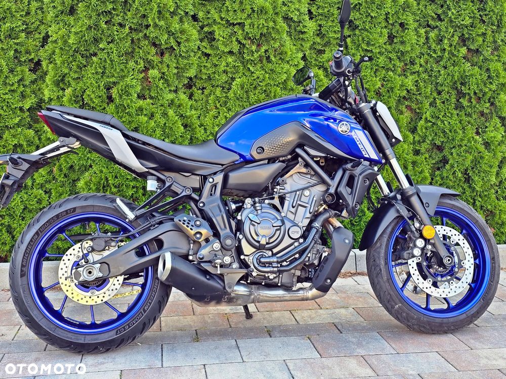 Yamaha MT - 6