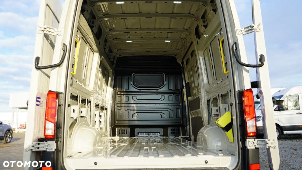 Volkswagen Crafter - 15