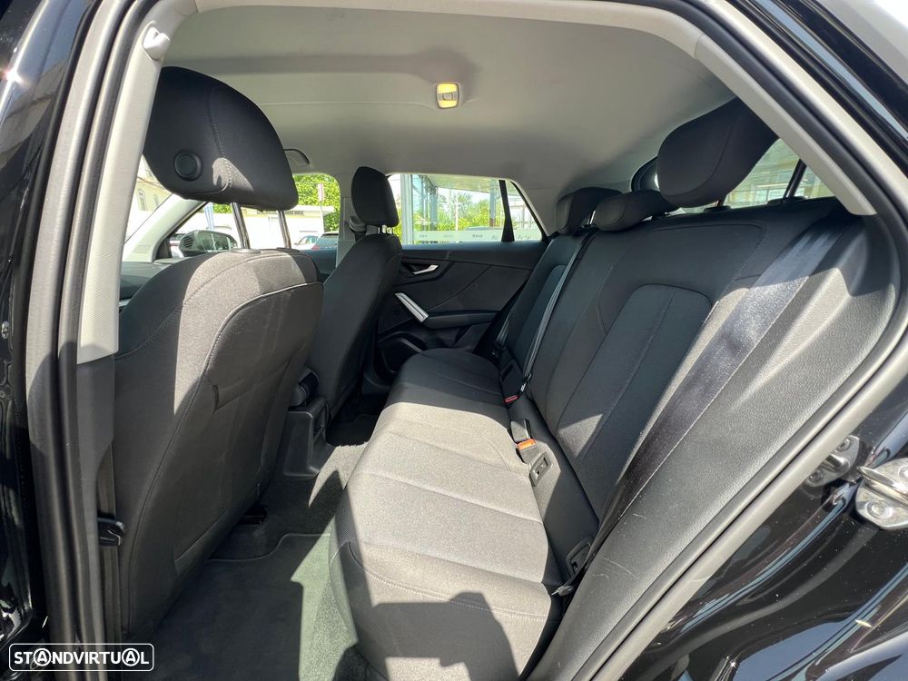 Audi Q2 30 TDI - 8