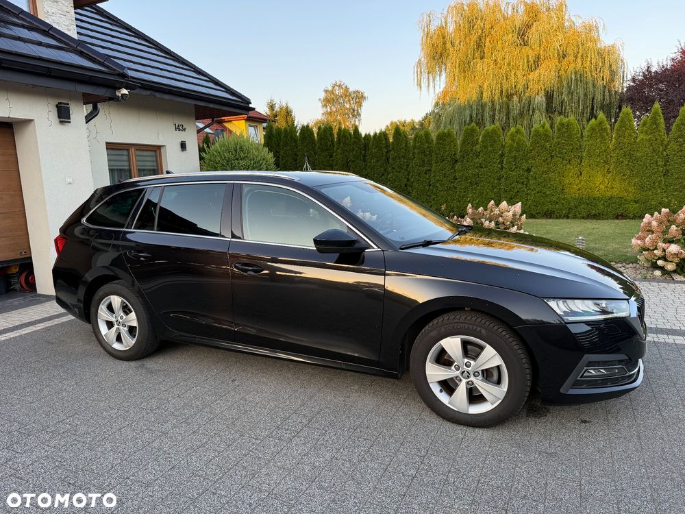 Skoda Octavia 2.0 TDI Elegance DSG - 8