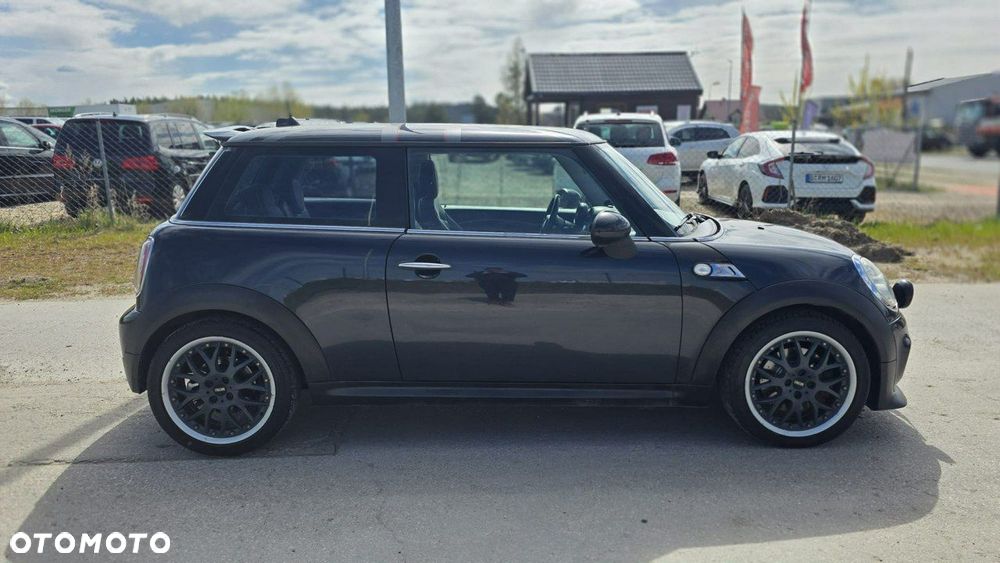 MINI Cooper S - 6