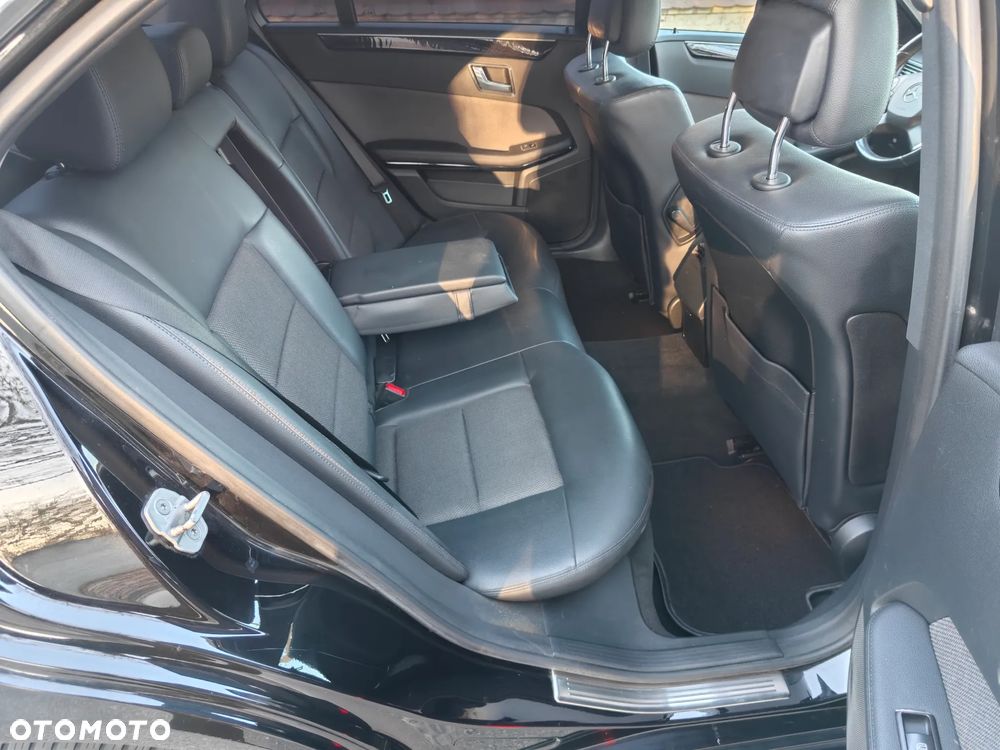 Mercedes-Benz Klasa E 200 CDI DPF BlueEFFICIENCY Automatik Avantgarde - 28