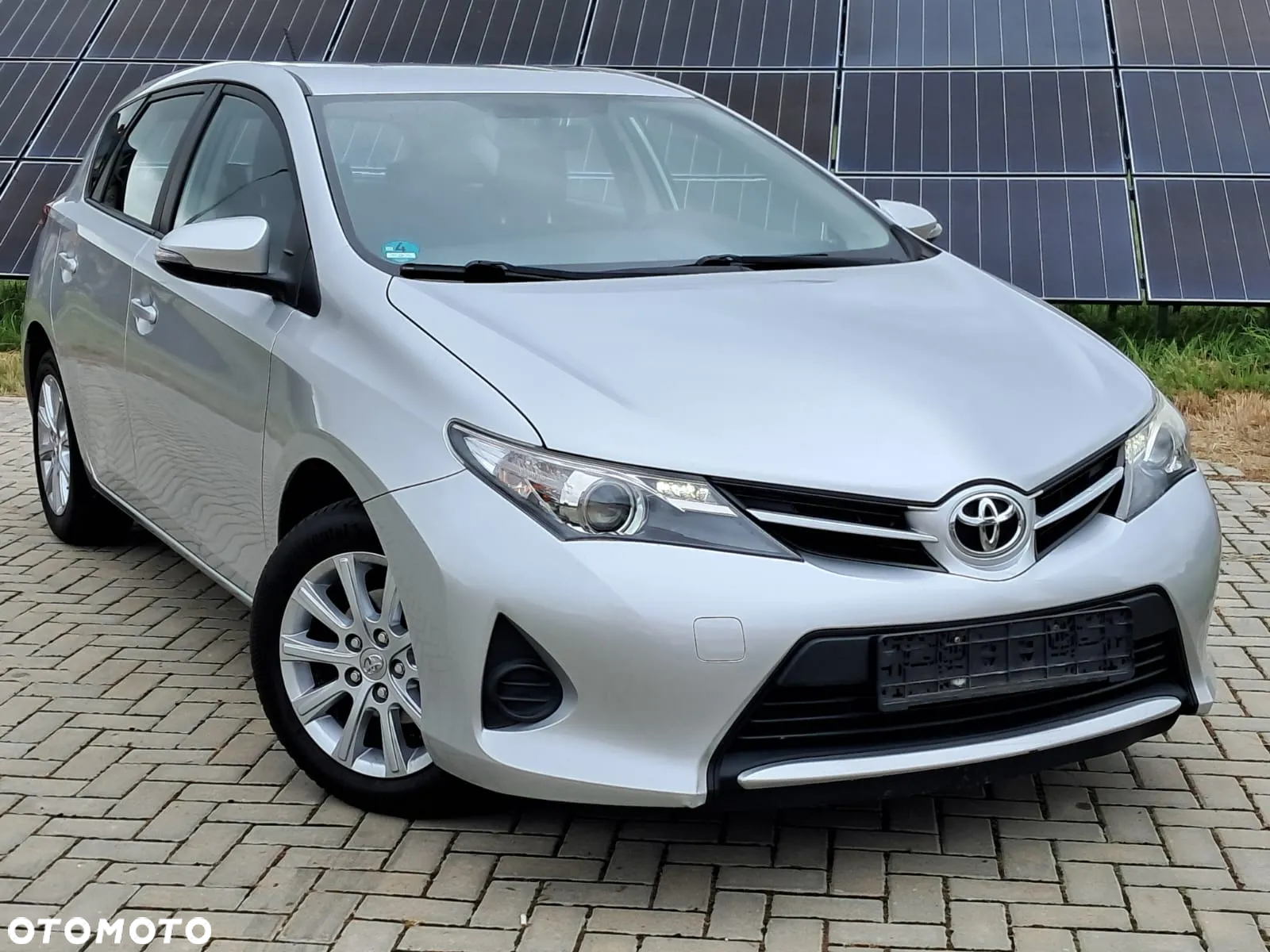 Toyota Auris 1.33 Dual-VVT-i Cool - 9