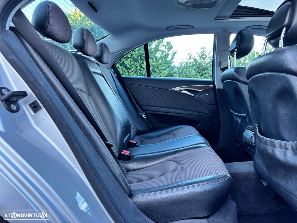 Mercedes-Benz E 220 CDi Avantgarde Aut. - 19