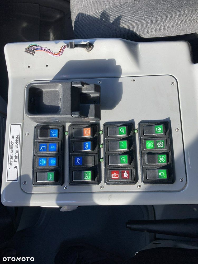 Mercedes-Benz Sprinter - 26