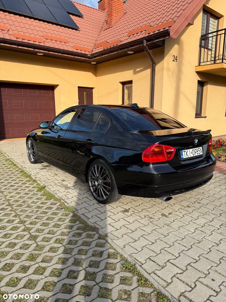 BMW Seria 3 320d DPF Touring - 2