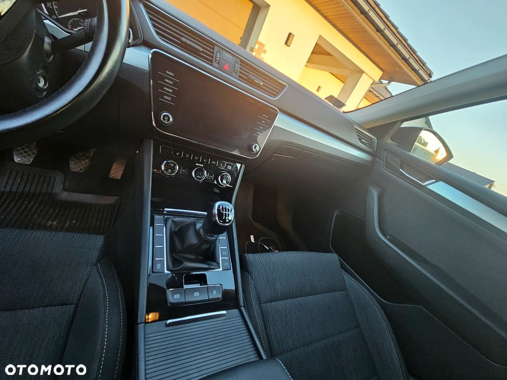 Skoda Superb 1.8 TSI Ambition - 7