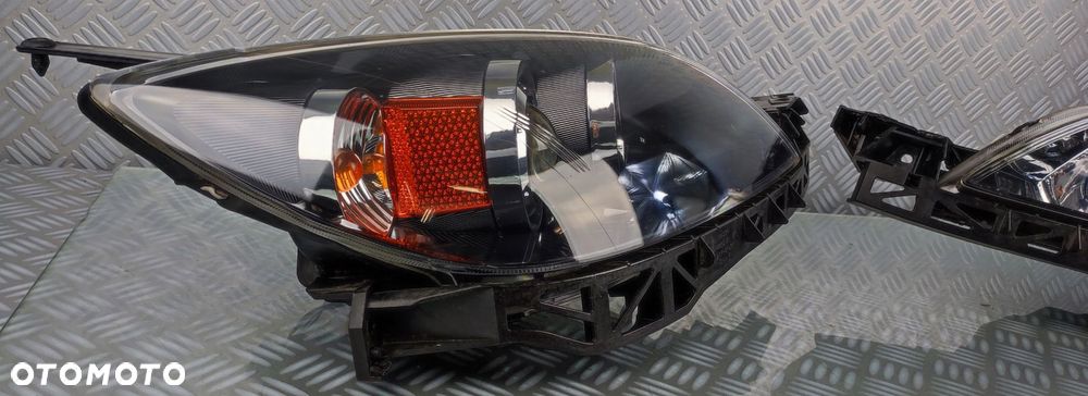 reflektor lampa prawa prawy lewy lewa przód przednia MAZDA 3 BK 04-09 EURO - 4