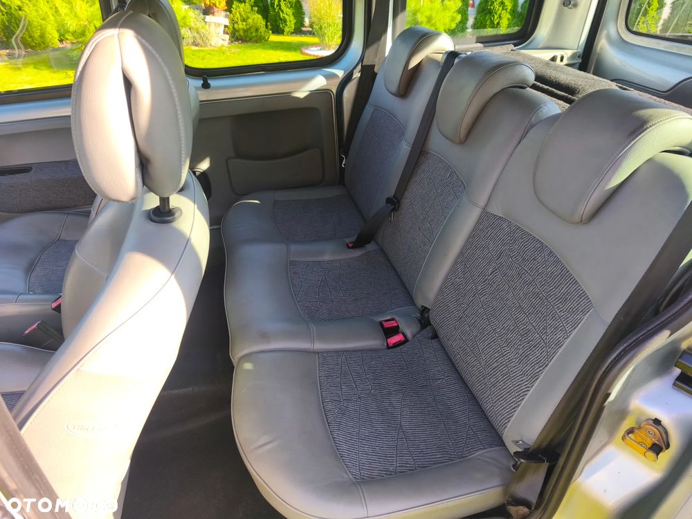 Renault Kangoo 1.6 16V Expression - 21