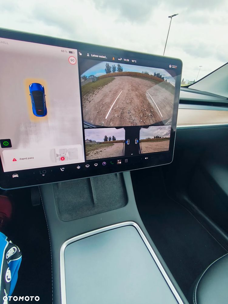 Tesla Model Y Standard - 29