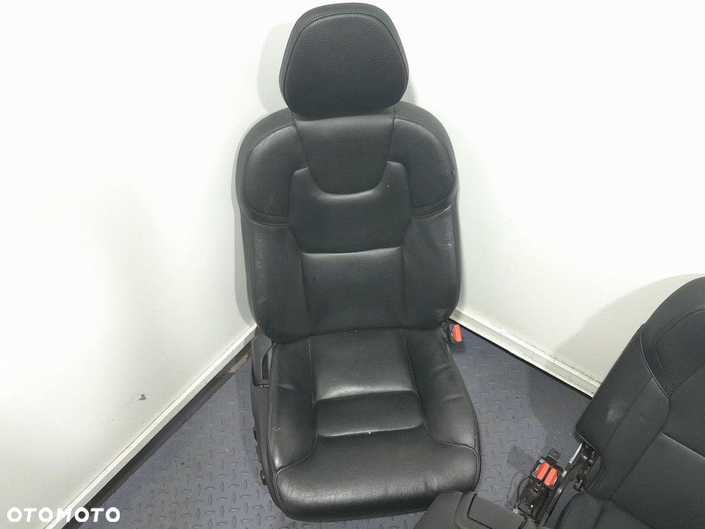 VOLVO XC90 II FOTELE KANAPA BOCZKI WNĘTRZE SKÓRA MOMENTUM EU - 5