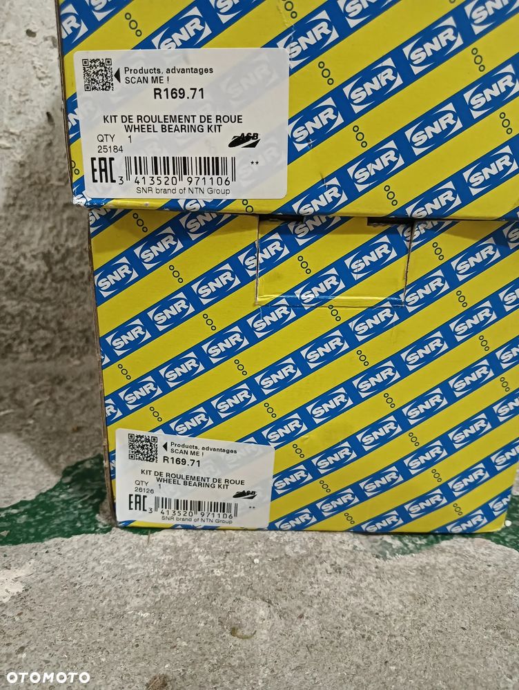 Sprzedam łożyska piasty SNR R 169.71 NOWE - 1