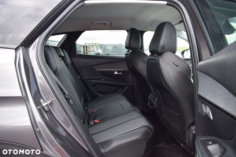 Peugeot 3008 1.6 PureTech Hybrid PHEV Allure Pack S&S EAT8 - 12