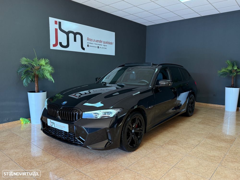 BMW 320 e Pack Desportivo M Auto - 12