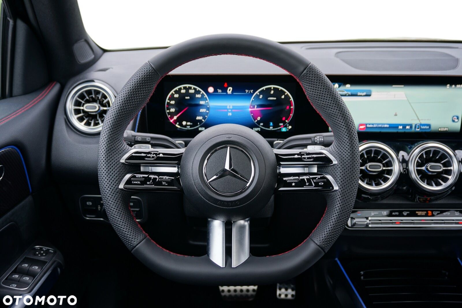 Mercedes-Benz GLB 200 d AMG Line 8G-DCT - 7