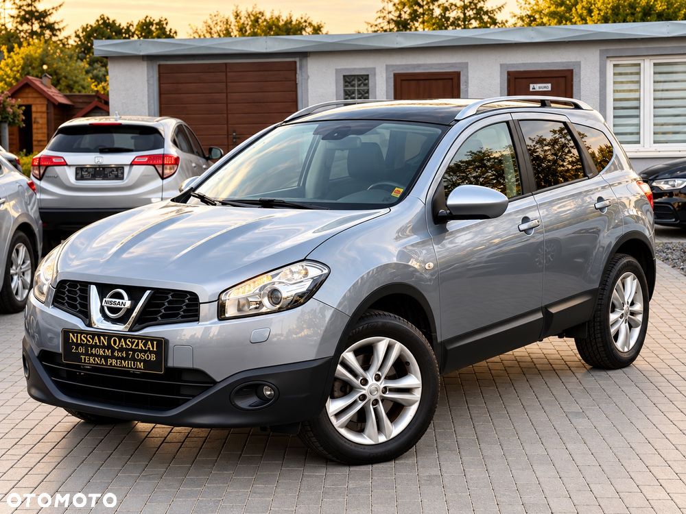 Nissan Qashqai+2