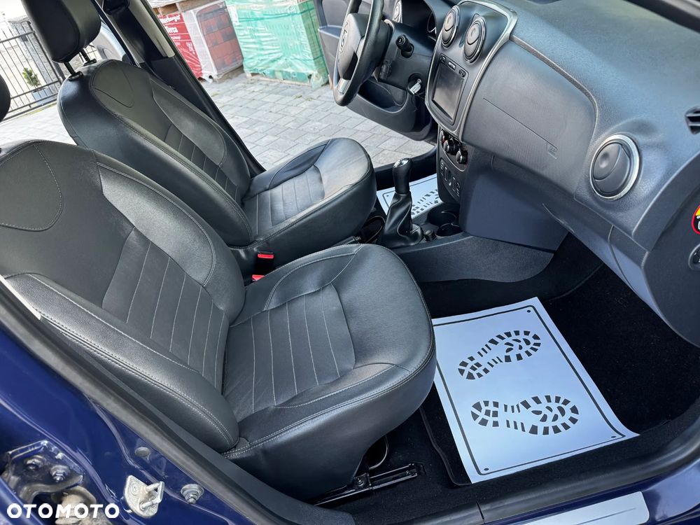 Dacia Sandero 1.2 16V 75 Laureate - 9