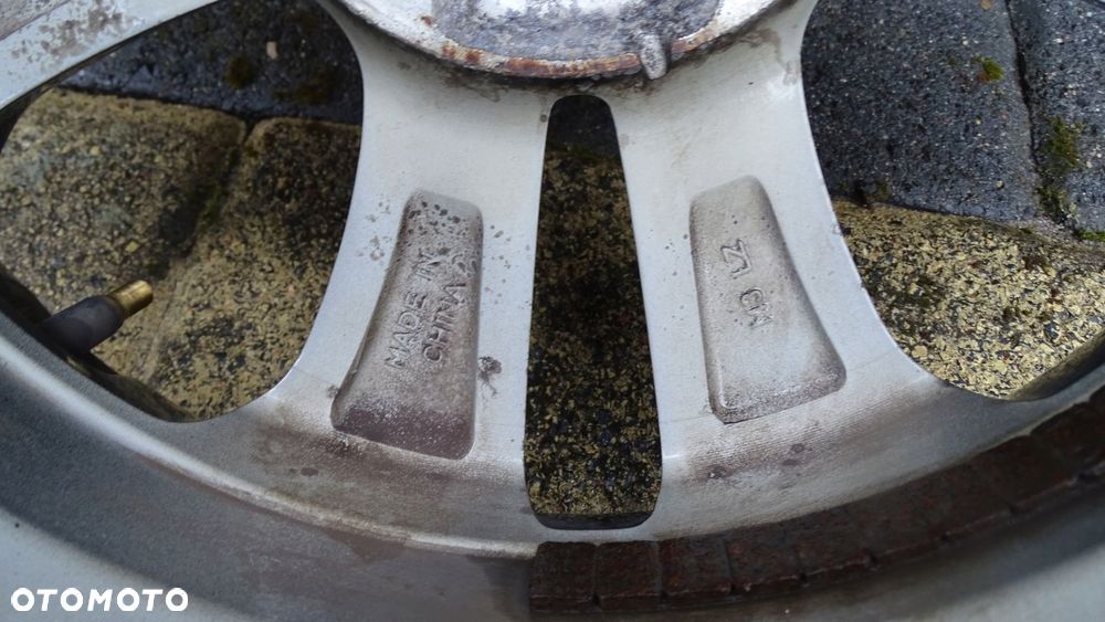 hyundai i10 6jx15 et53 4x100 - felga oryginał - 7